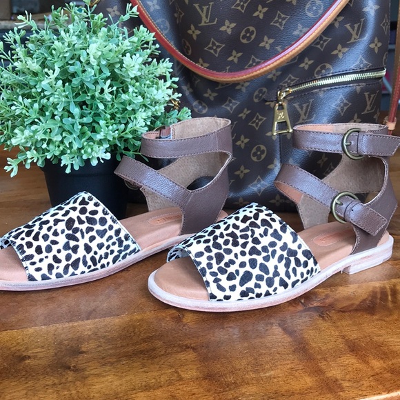Anthropologie Gee Wawa Leather Animal Print Sandal - Picture 8 of 8